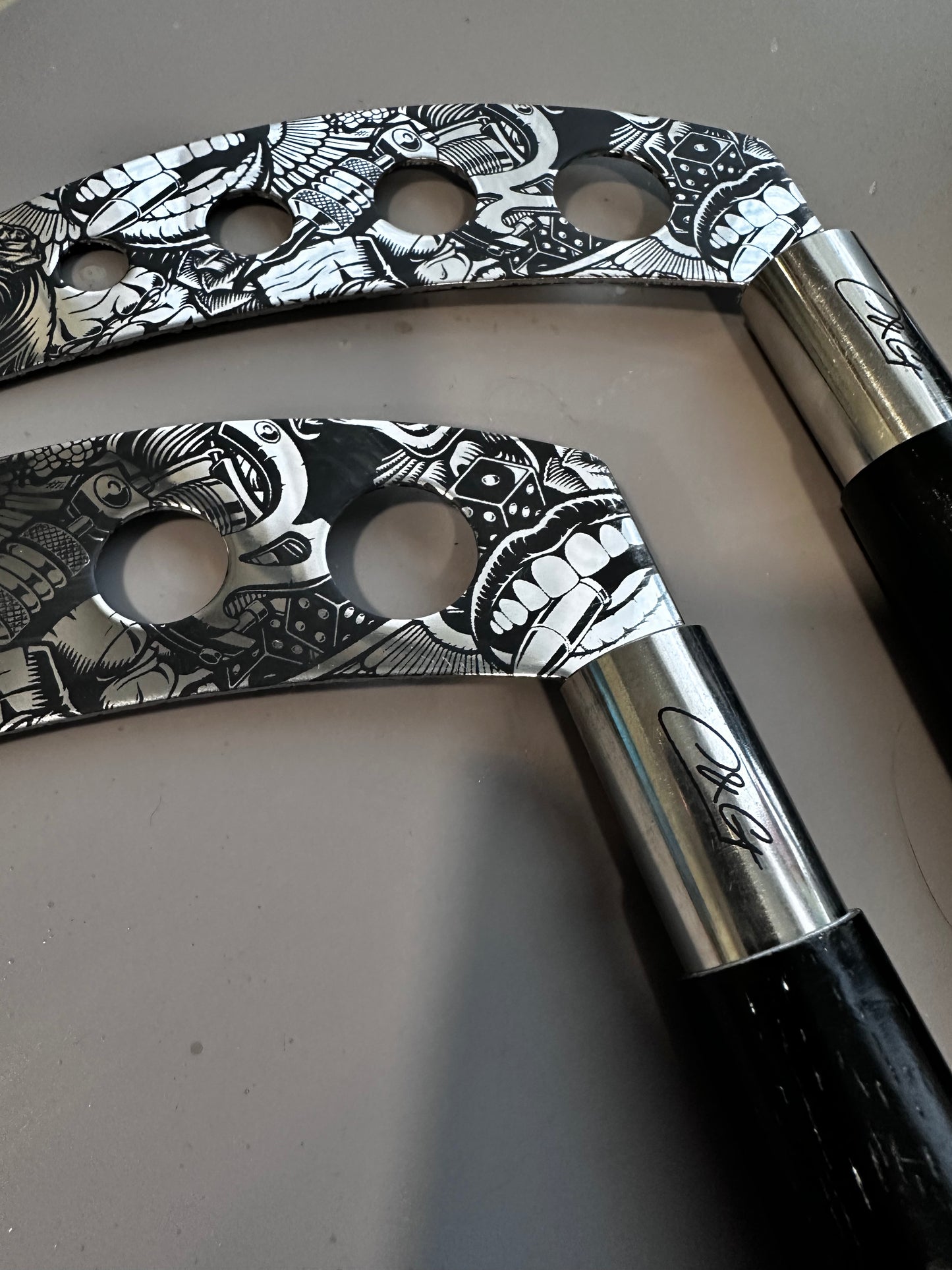 Mad Clown Kamas / kai